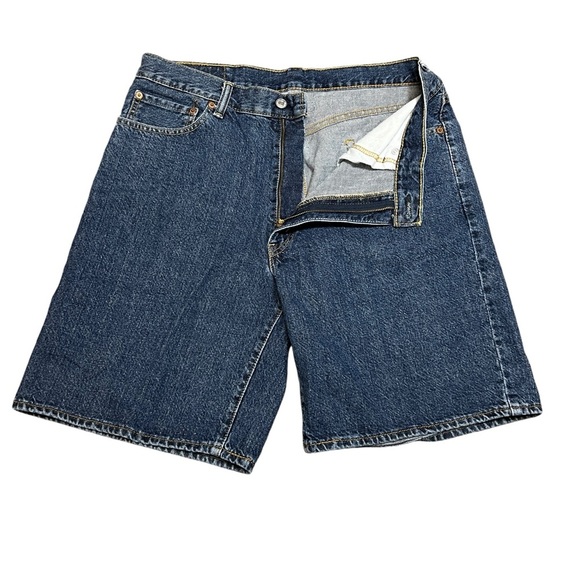 Levi’s 550 Denim Relaxed Comfortable Classic Fit Shorts - Picture 2 of 8